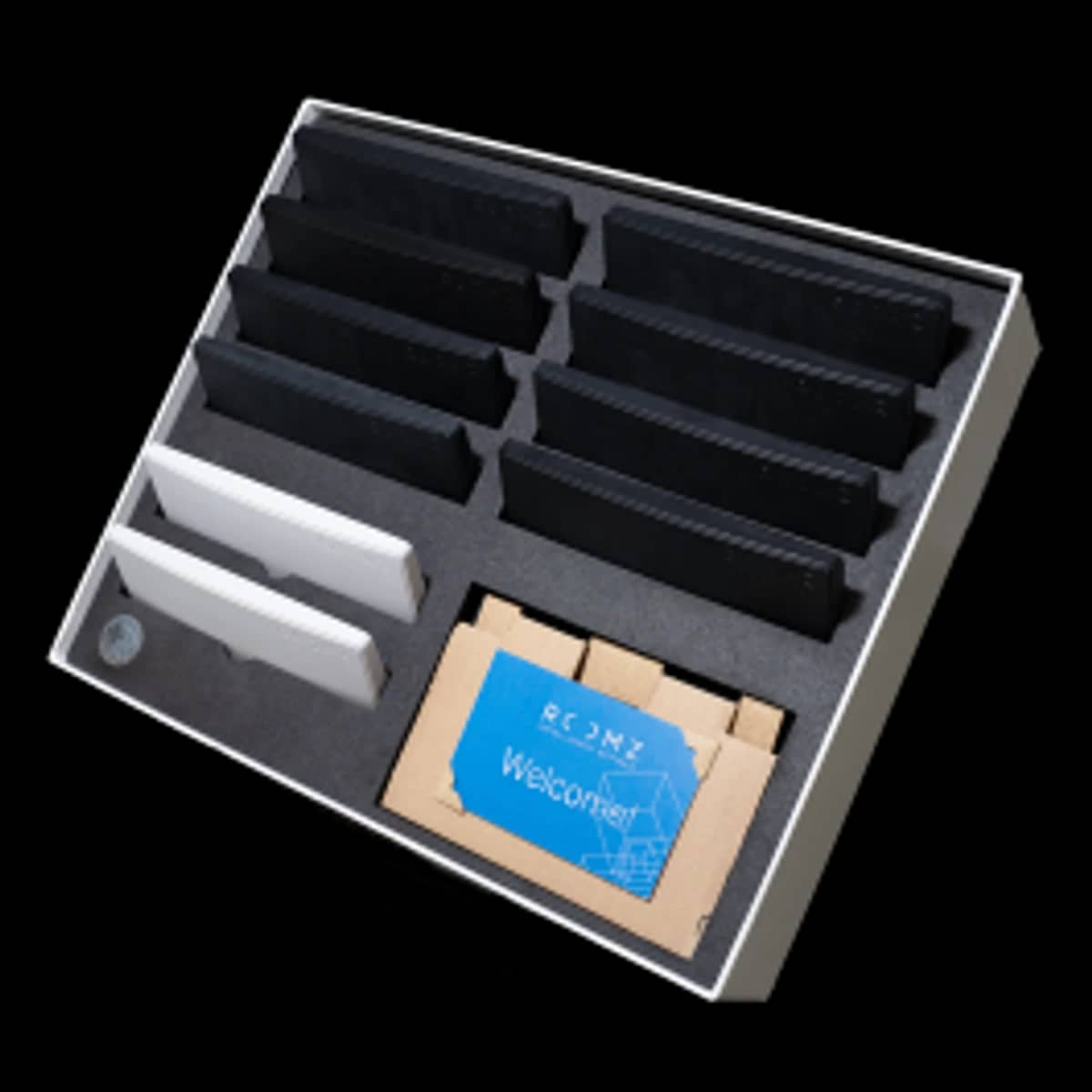 ROOMZ Experience Box HYBRID inkl subscription 1 Jahr Huddle & Desk